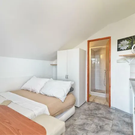 Апартаменты Marko Вир